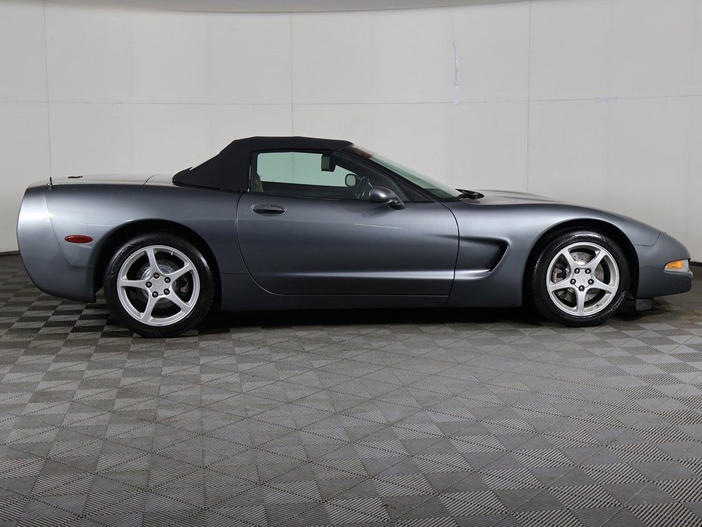 Used 2003 Chevrolet Corvette Convertible w/ Preferred Equipment Group1 image 15