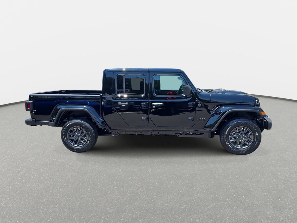 New 2026 Jeep Gladiator Sport AWD/4WD image 4