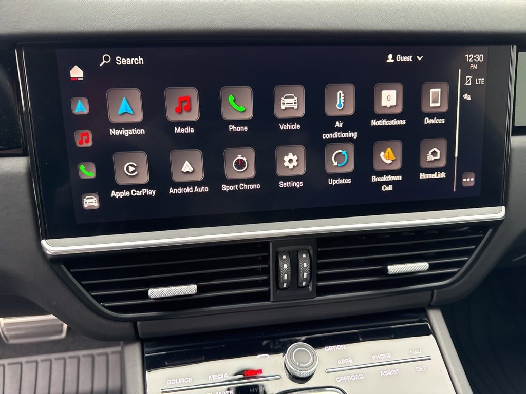 Used 2023 Porsche Cayenne GTS image 27