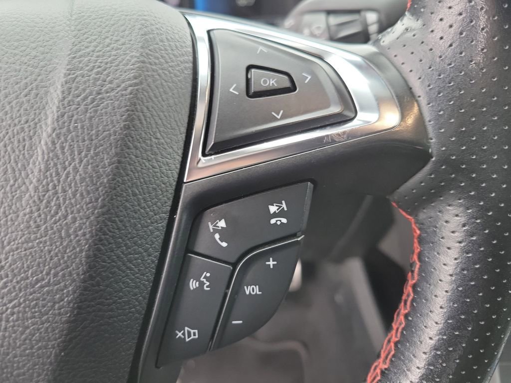 Used 2022 Ford Edge ST-Line AWD/4WD image 24