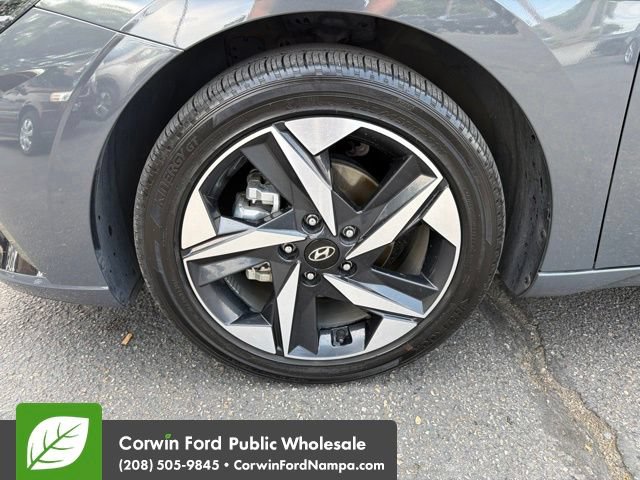Used 2023 Hyundai Elantra Limited FWD image 9