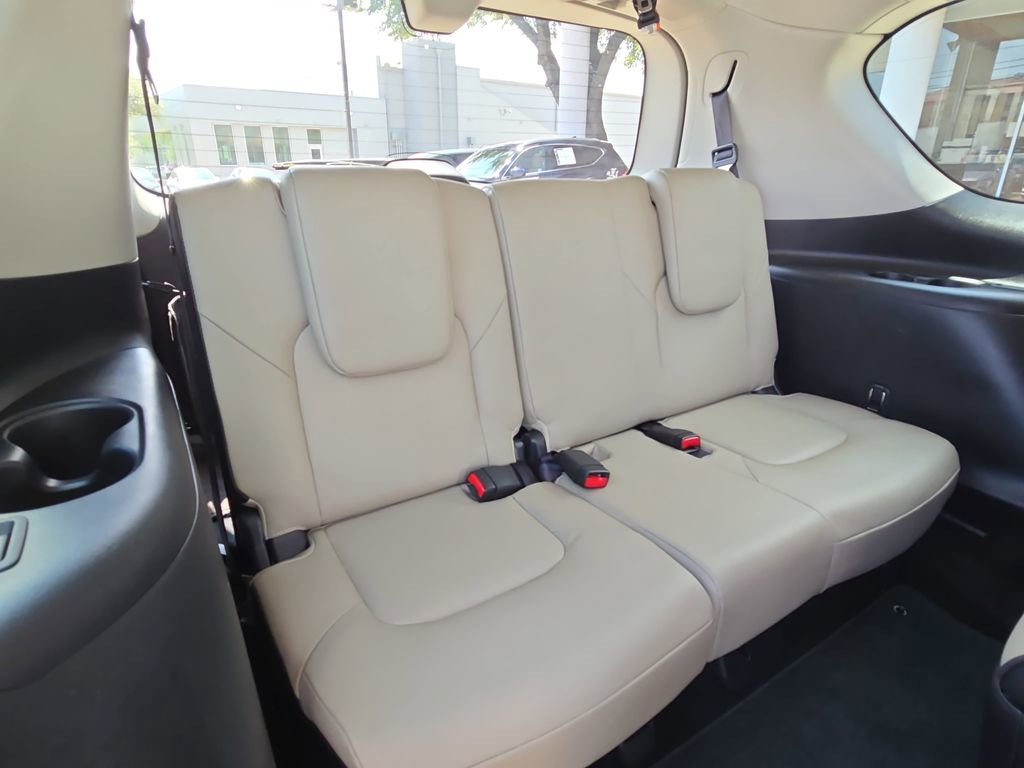 Used 2023 INFINITI QX80 Premium Select w/ Cargo Package image 12