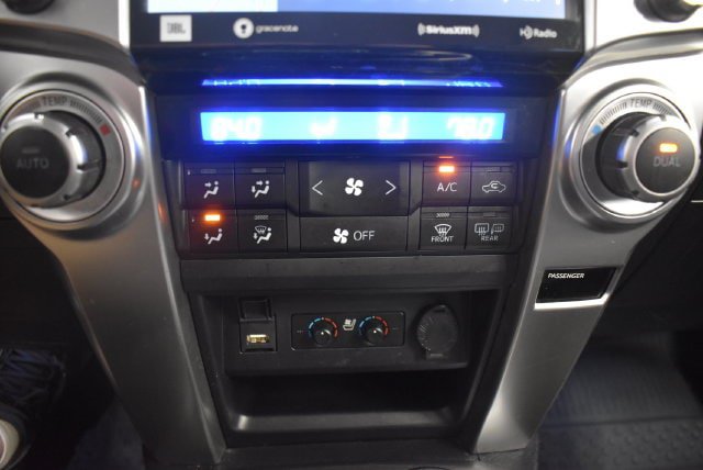 Used 2022 Toyota 4Runner Limited AWD/4WD image 28