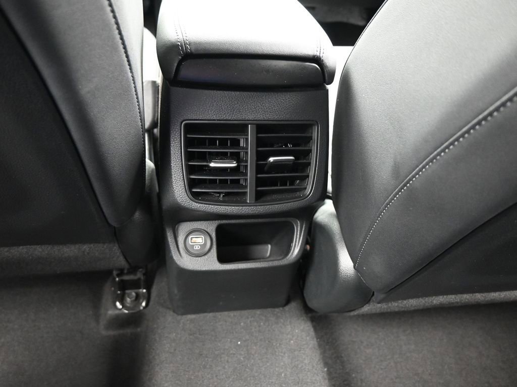 Used 2023 Kia Seltos S image 30