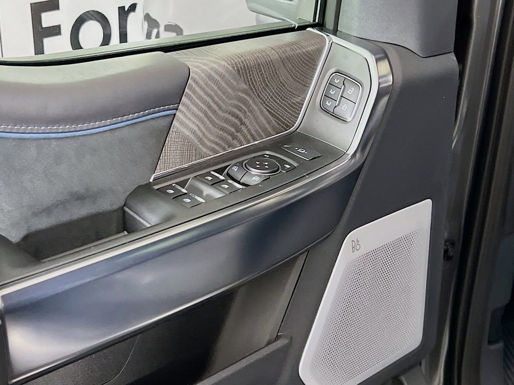 New 2025 Ford F250 Platinum image 12