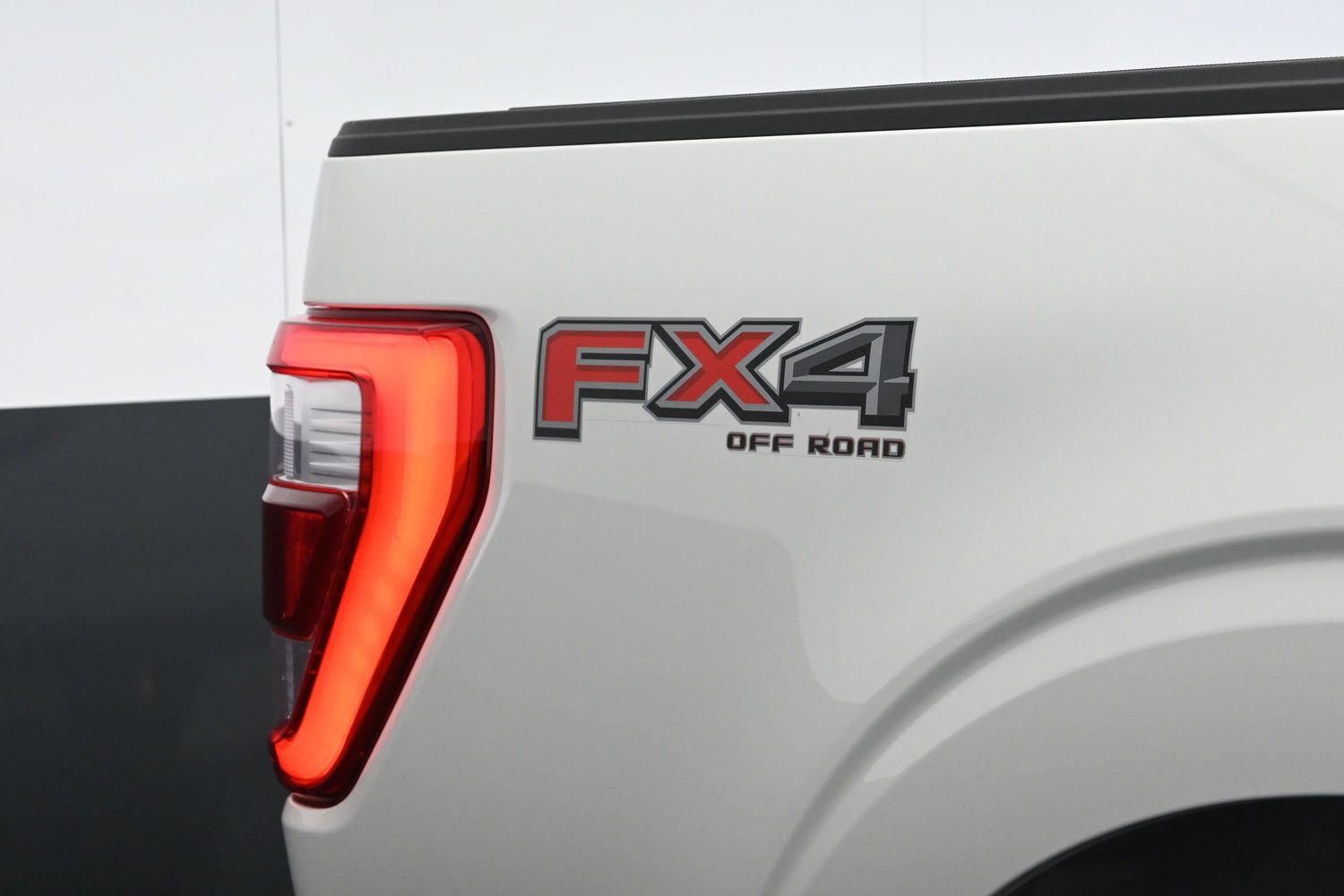 Used 2023 Ford F150 Lariat w/ Max Trailer Tow Package AWD/4WD image 49