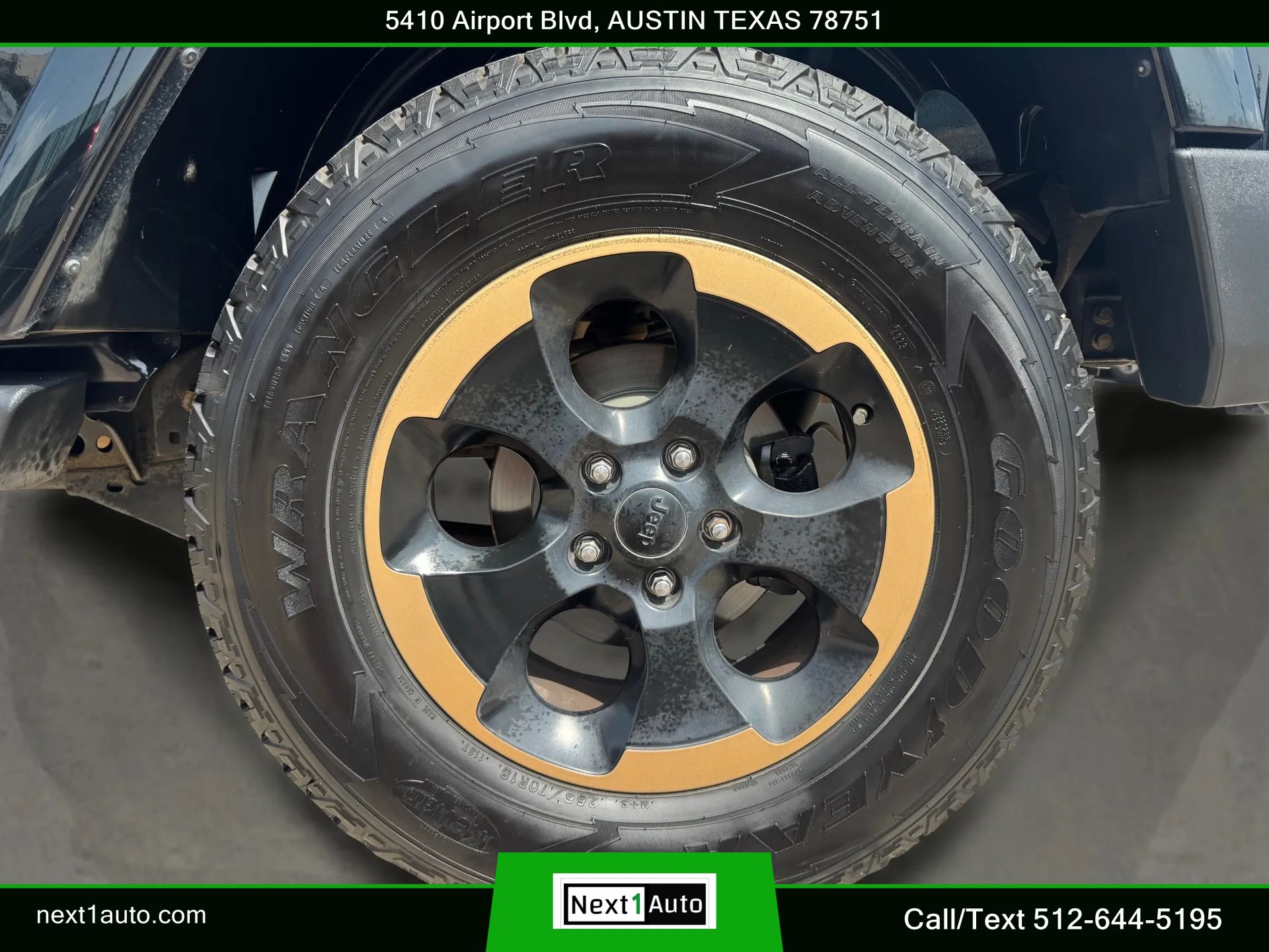 Used 2014 Jeep Wrangler Unlimited Sahara AWD/4WD image 36