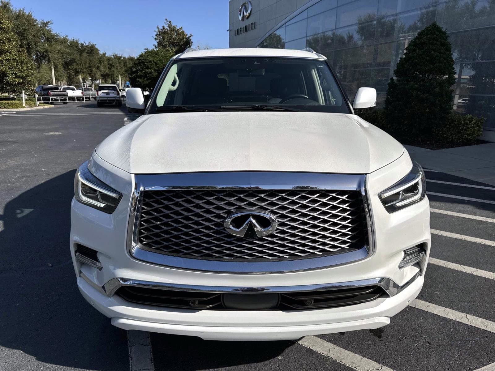Certified 2023 INFINITI QX80 Luxe w/ Cargo Package image 6