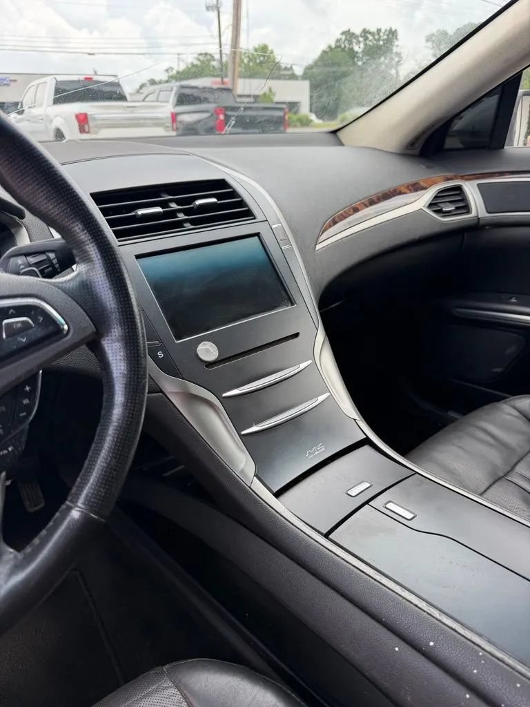 Used 2014 Lincoln MKZ AWD w/ Equipment Group 102A Reserve image 17