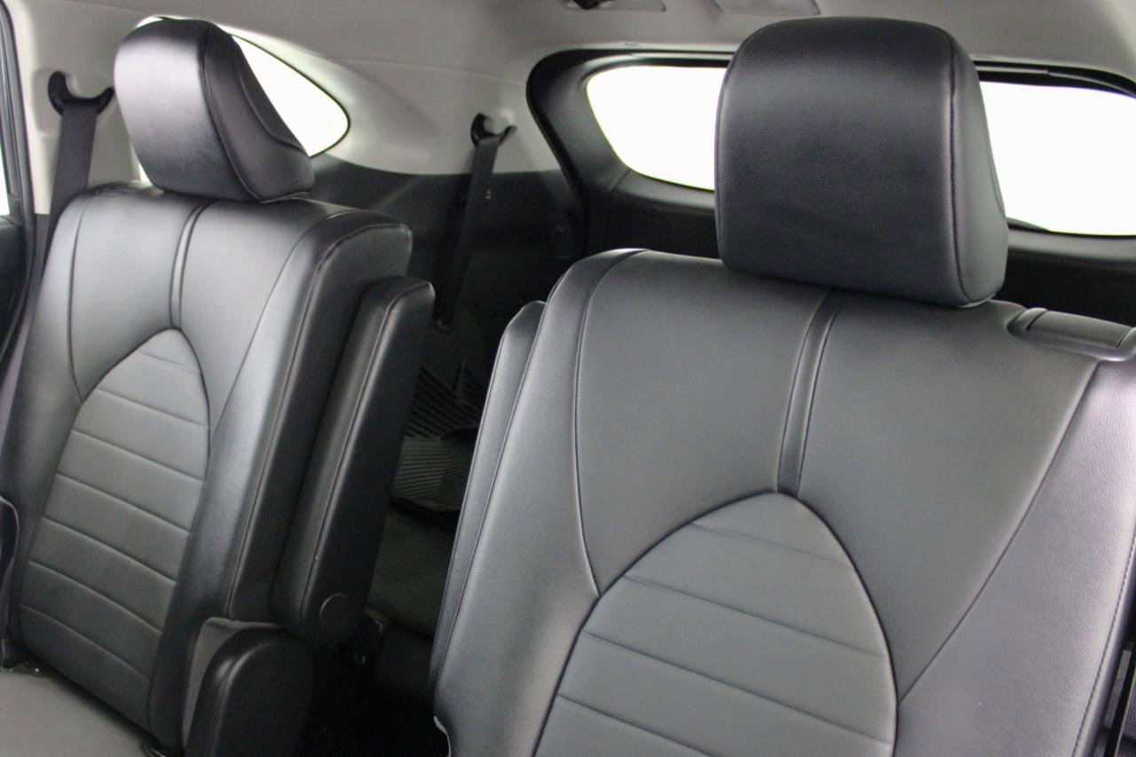 Used 2021 Toyota Highlander XLE image 34