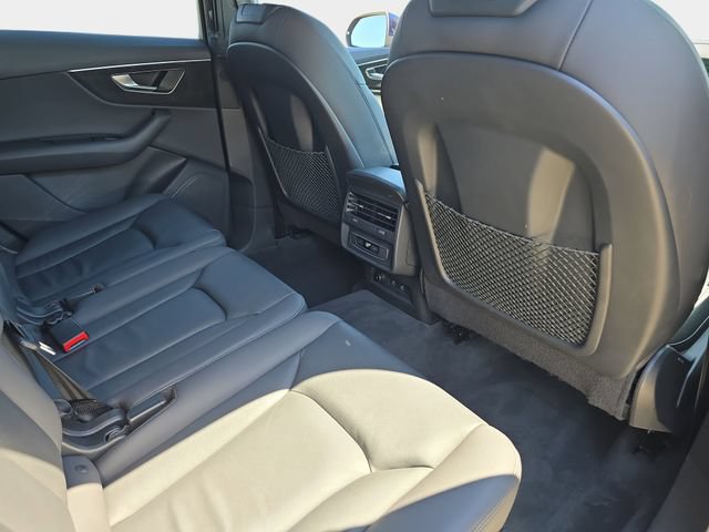Used 2023 Audi Q7 2.0T Premium w/ Convenience Package AWD/4WD image 13