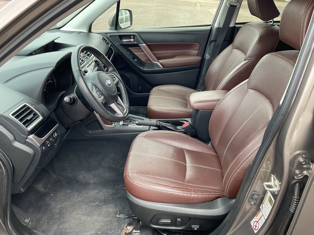 Used 2017 Subaru Forester 2.5i Touring w/ Popular Package #2 image 10
