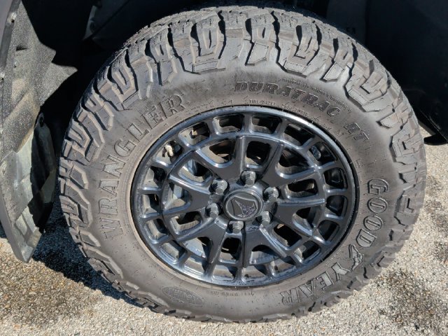 Used 2025 Toyota Tundra SR5 AWD/4WD image 19
