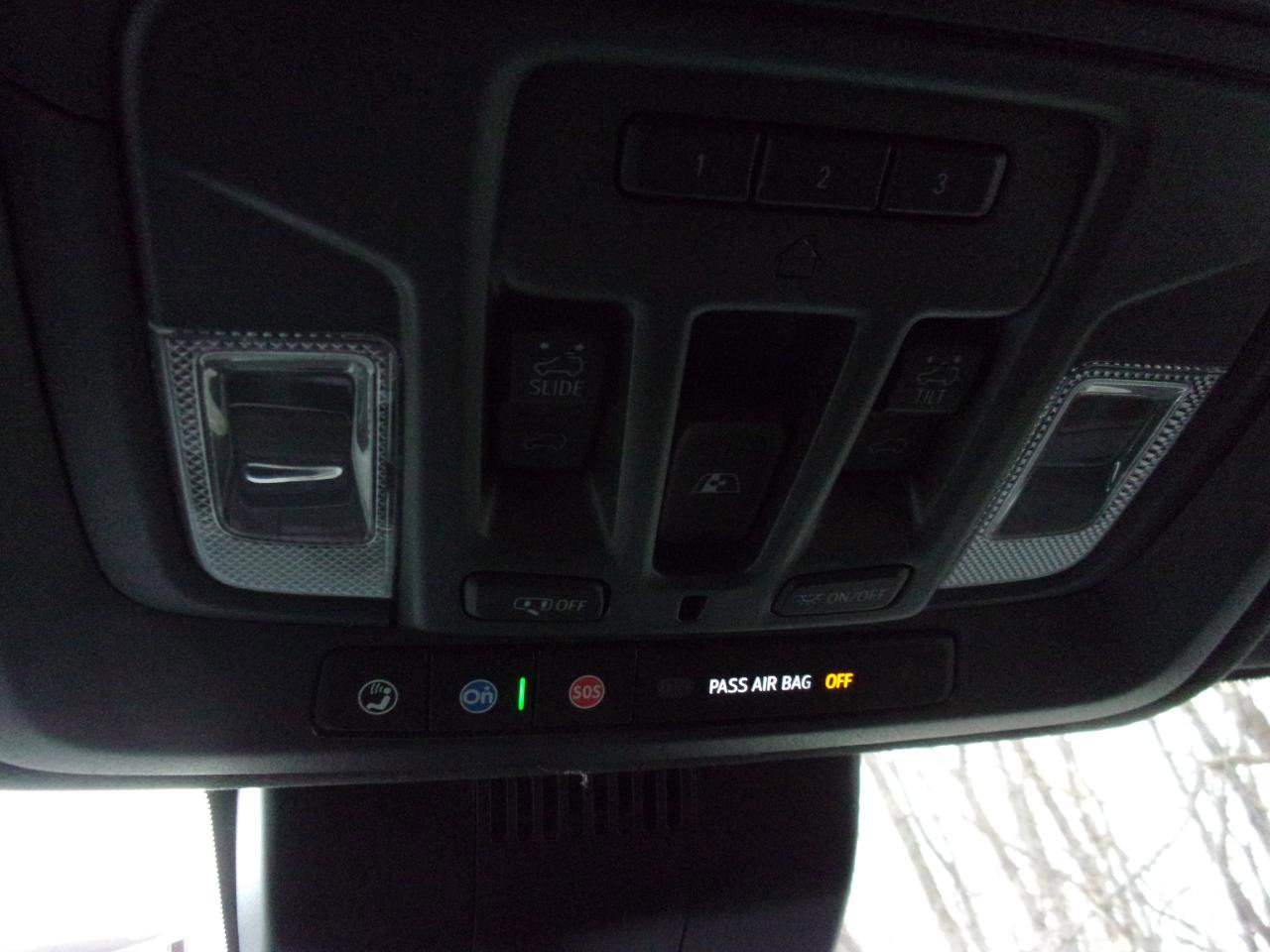 Used 2023 GMC Sierra 1500 Denali Ultimate image 30