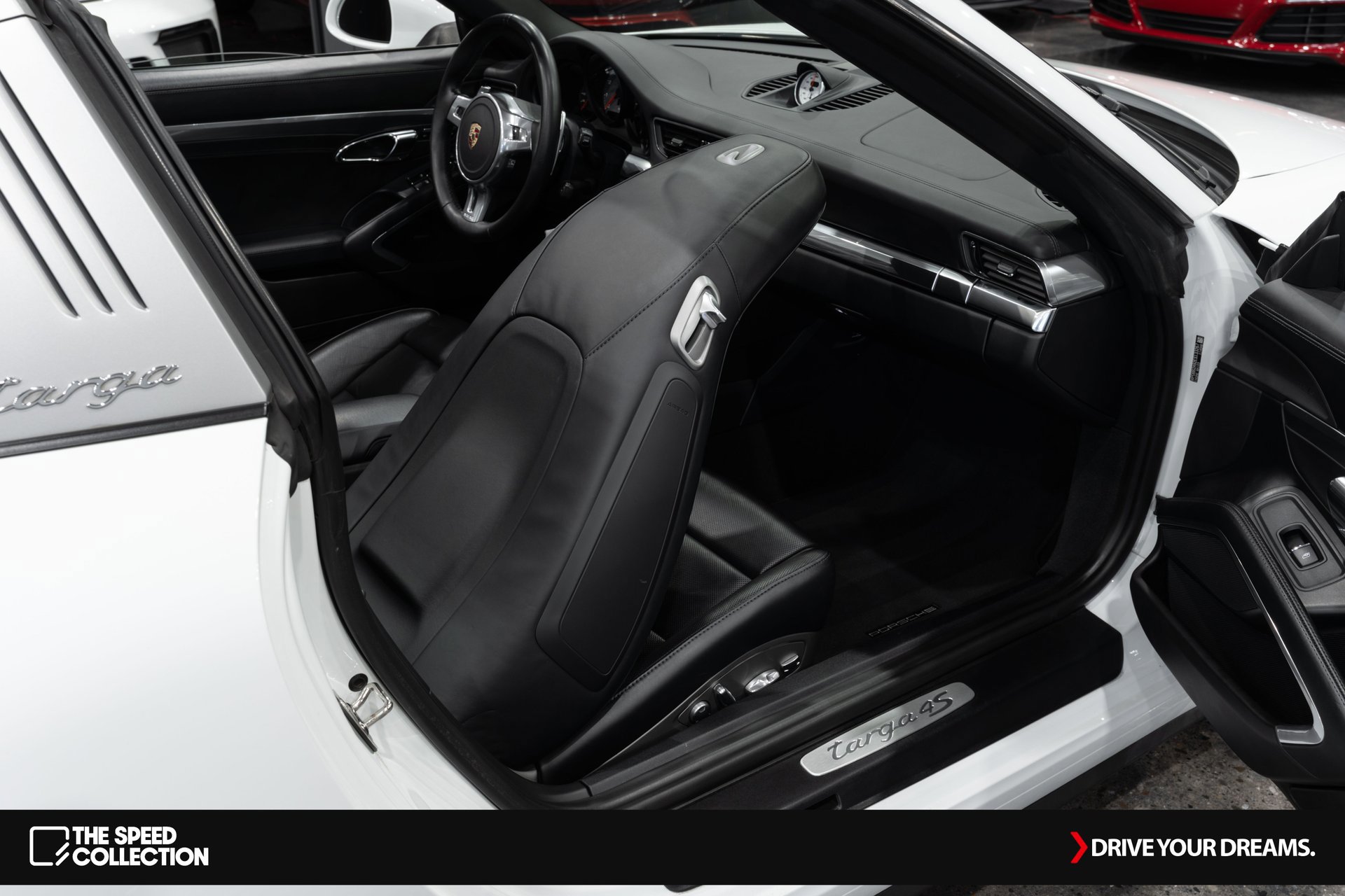 Used 2014 Porsche 911 Targa 4S image 22