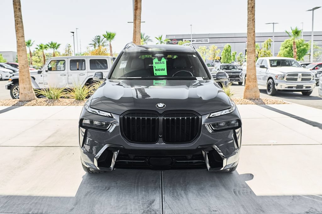 Used 2025 BMW X7 xDrive40i w/ M Sport Package AWD/4WD image 7