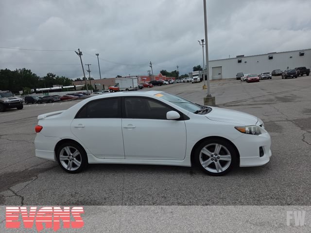 Used 2013 Toyota Corolla S w/ Premium Pkg FWD image 2