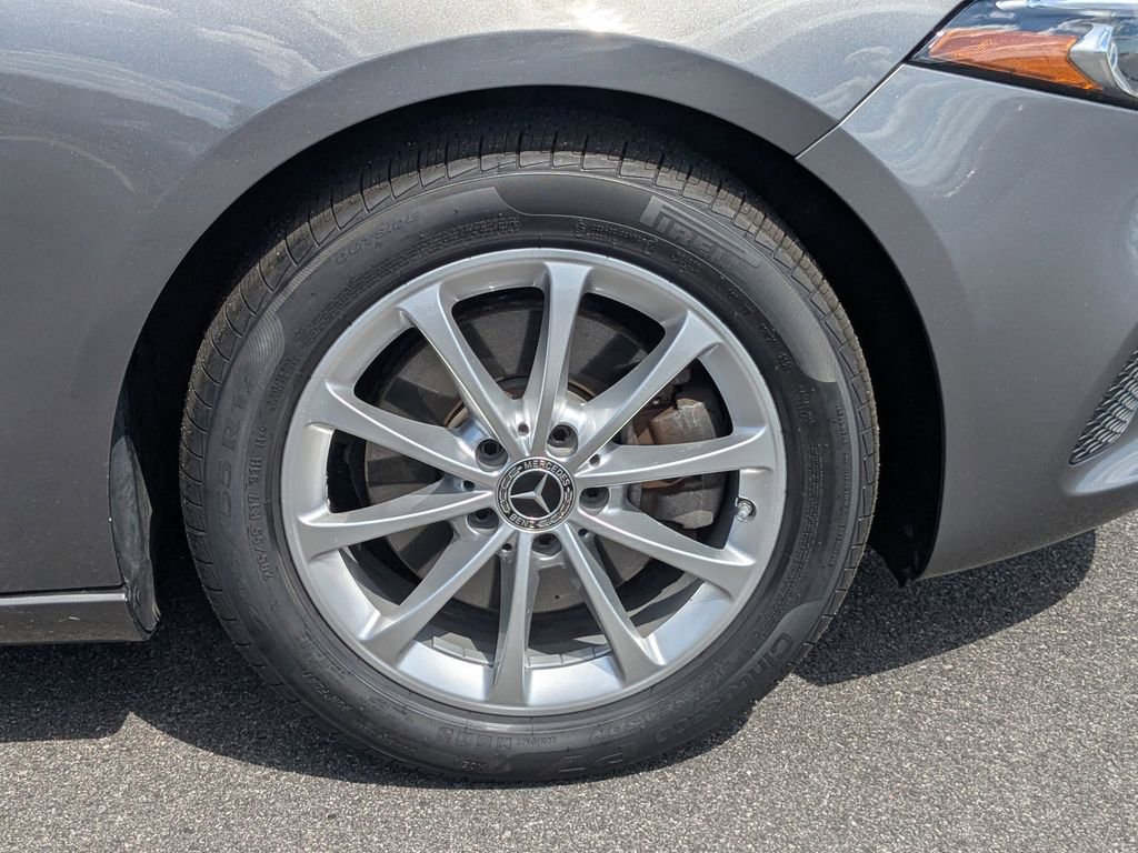 Used 2019 Mercedes-Benz A 220 image 12