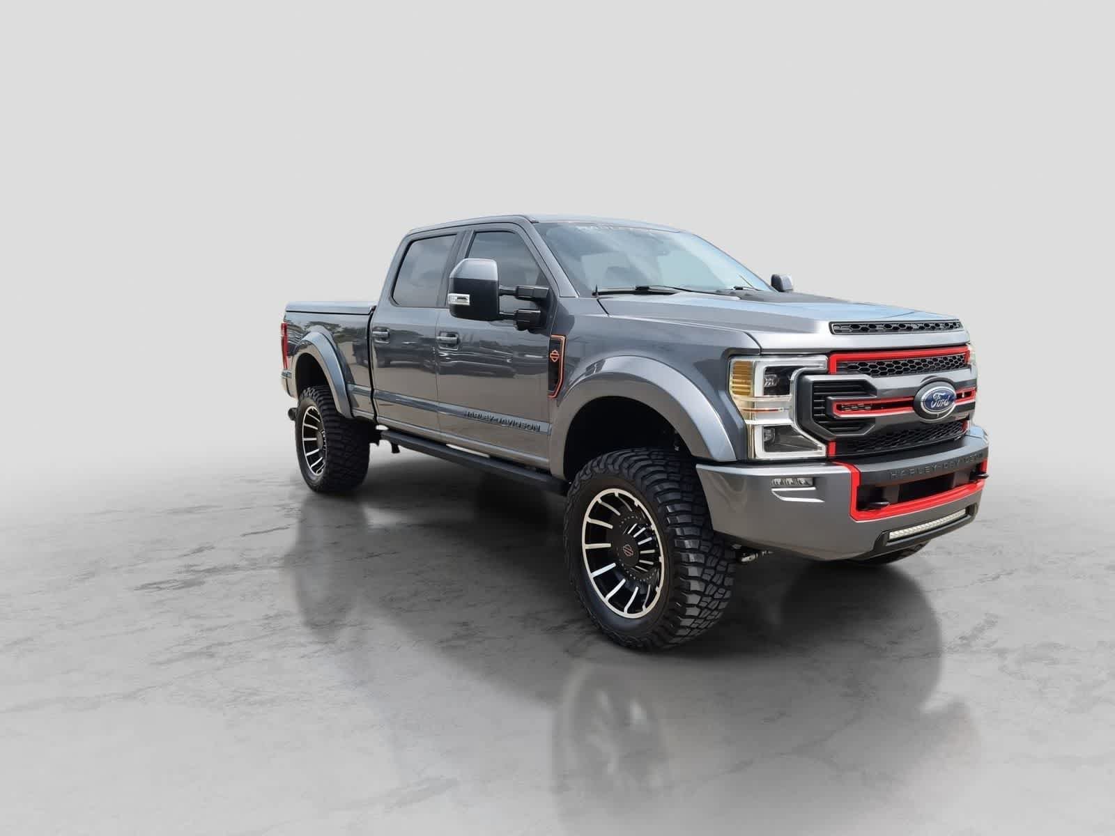 Used 2021 Ford F250 Lariat w/ Lariat Ultimate Package AWD/4WD image 2