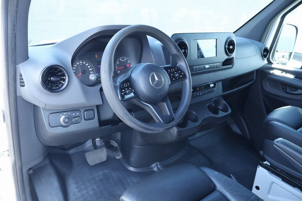 Used 2019 Mercedes-Benz Sprinter 144 image 7
