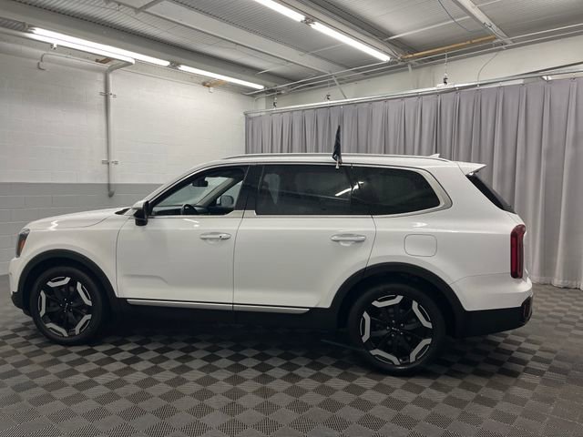 Certified 2023 Kia Telluride S AWD/4WD image 8