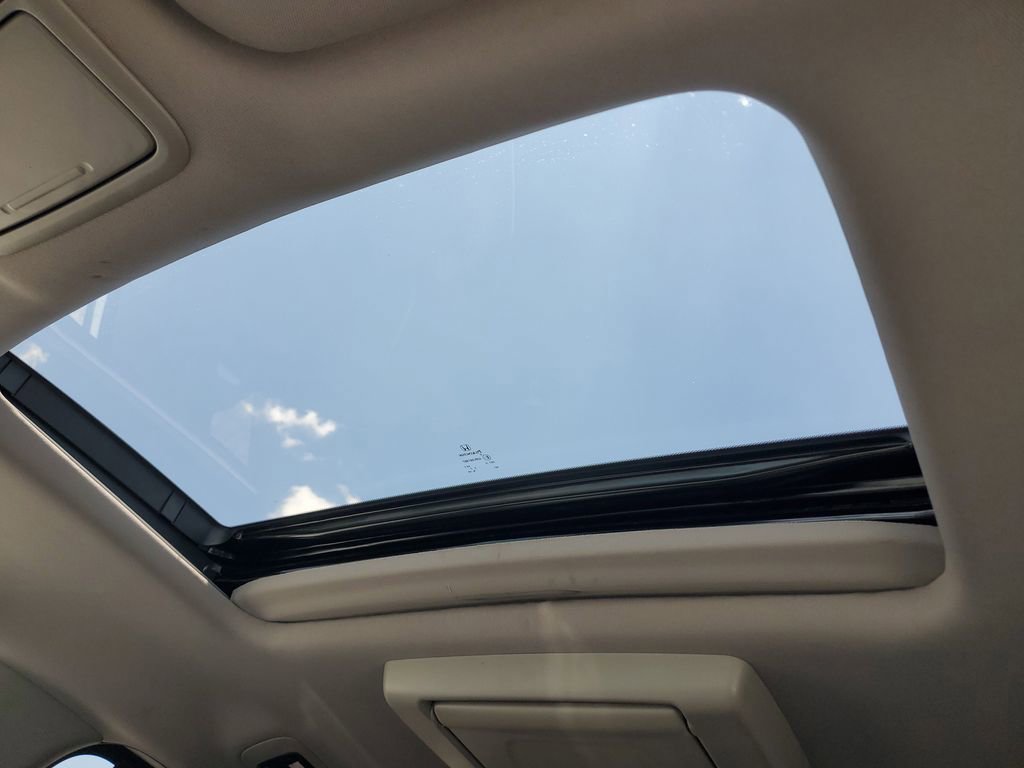 Used 2024 Honda Odyssey Elite image 32