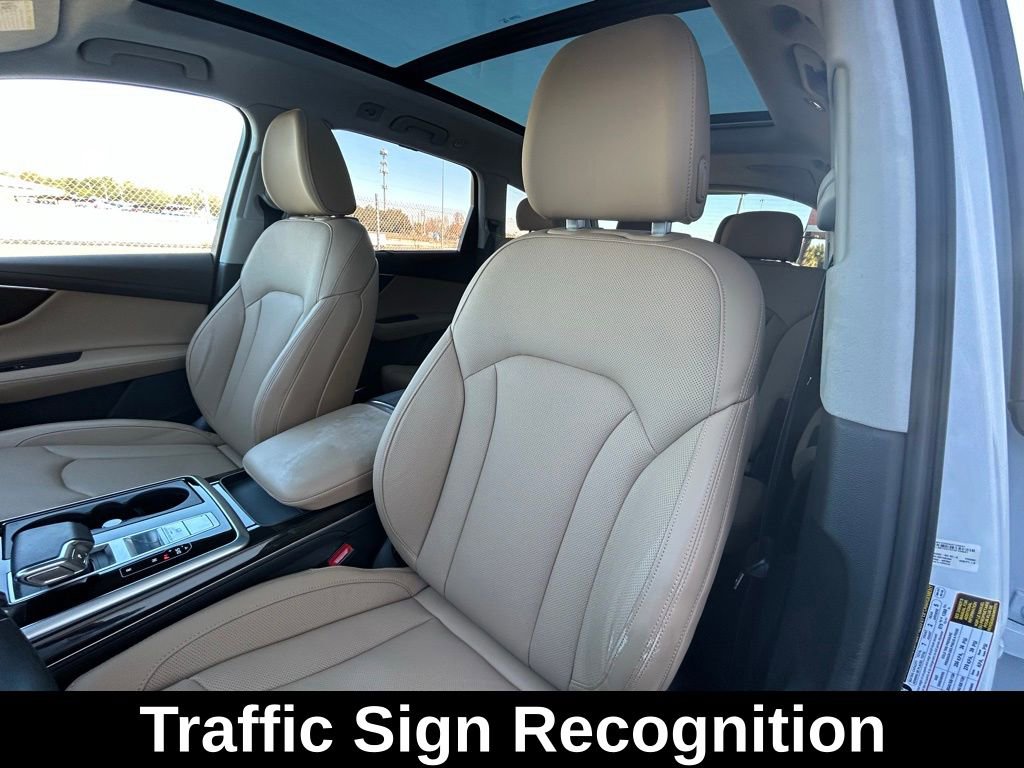 Used 2023 Audi Q7 3.0T Prestige image 17