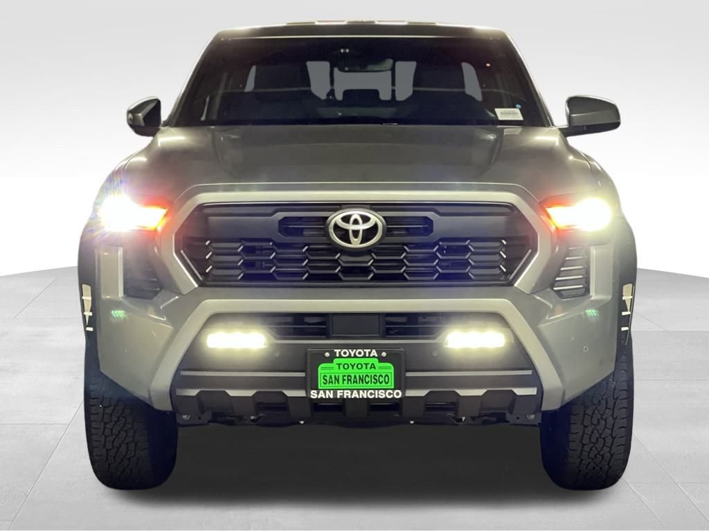 New 2025 Toyota Tacoma TRD Off-Road image 5