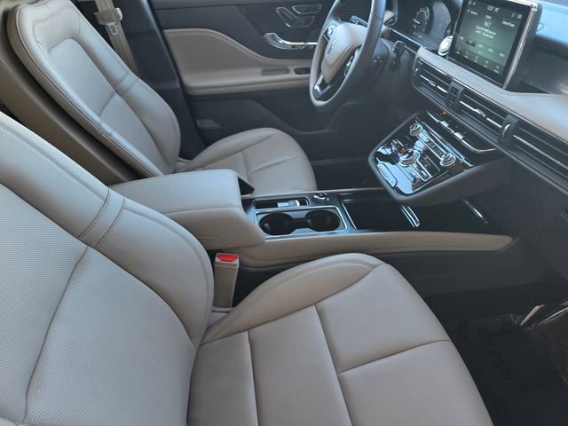 Used 2022 Lincoln Corsair FWD w/ Equipment Group 101A image 15