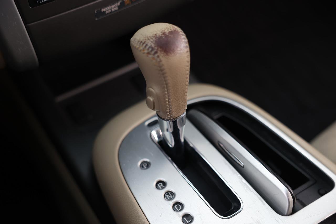 Used 2012 Nissan Murano S image 36