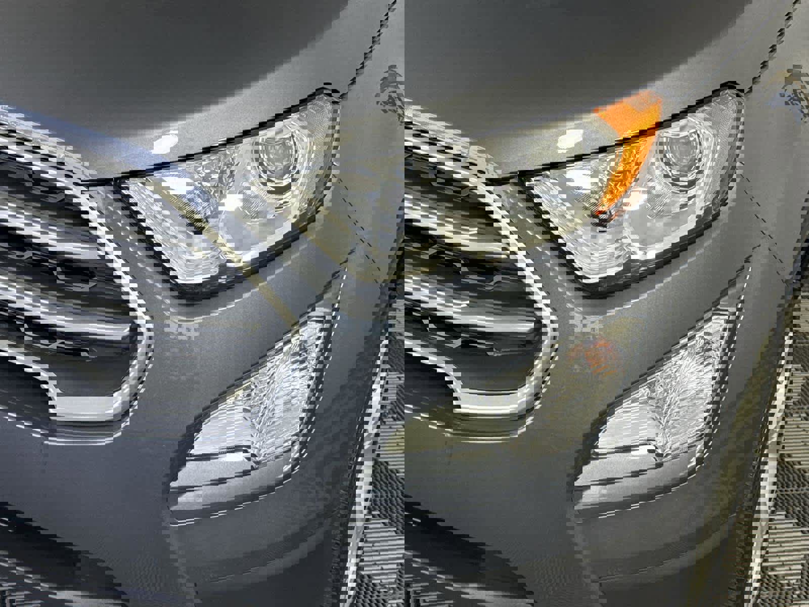 Used 2022 Ford EcoSport SE w/ SE Convenience Package image 9