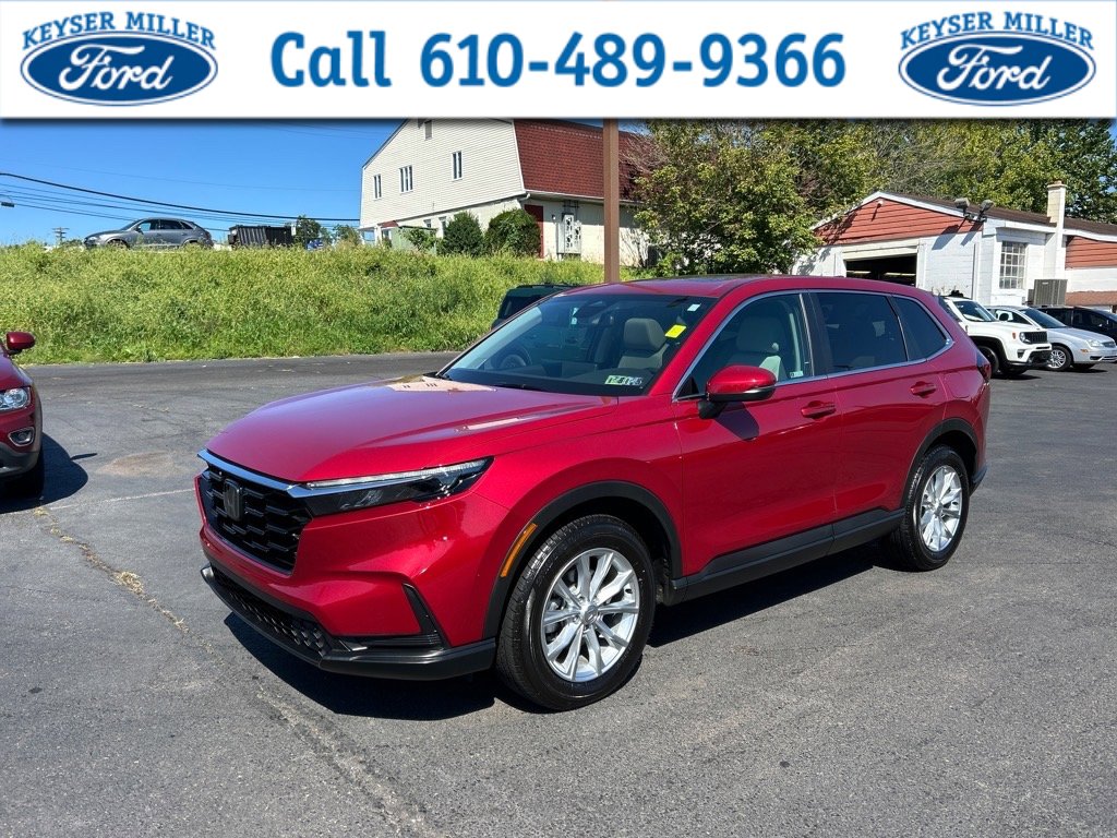 Used 2025 Honda CR-V EX image 1