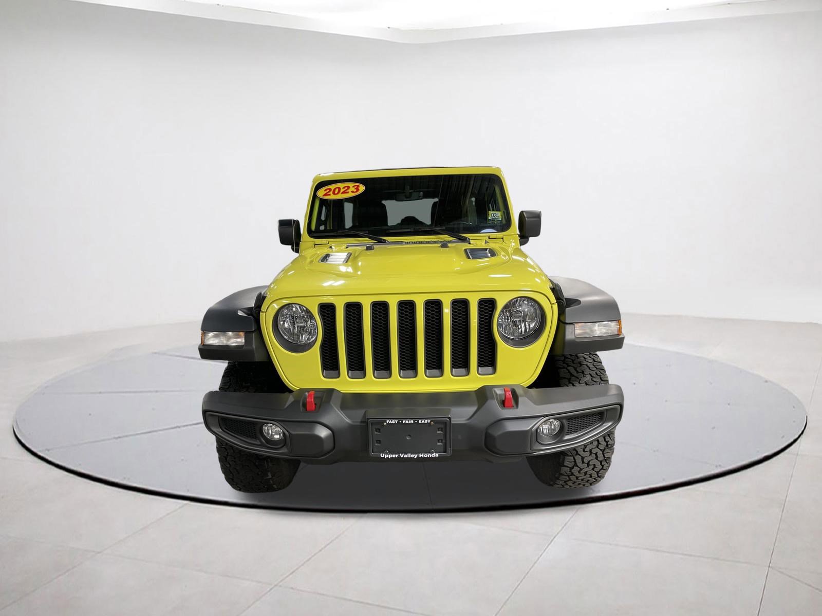 Certified 2023 Jeep Wrangler Unlimited Rubicon w/ Cold Weather Group AWD/4WD image 2