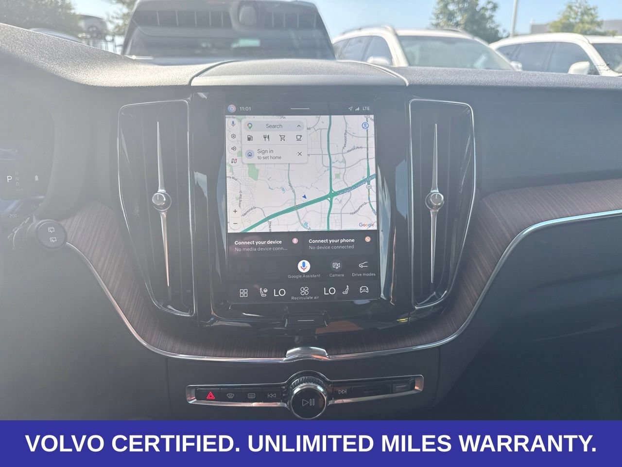 Certified 2024 Volvo XC60 B5 Plus w/ Protection Package Premier AWD/4WD image 23