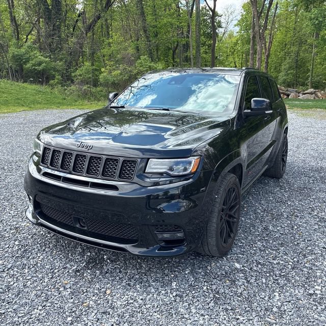 Used 2018 Jeep Grand Cherokee SRT AWD/4WD image 3