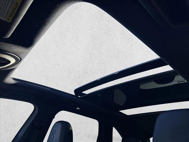 Used 2017 Porsche Cayenne image 25