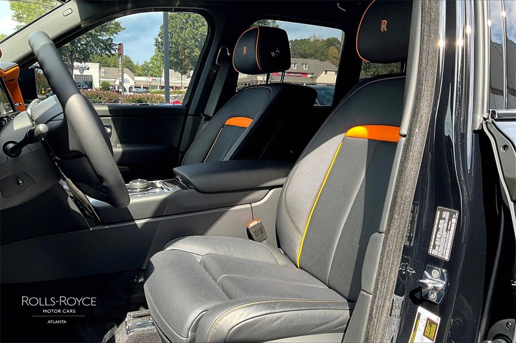 Certified 2025 Rolls-Royce Cullinan Black Badge image 22