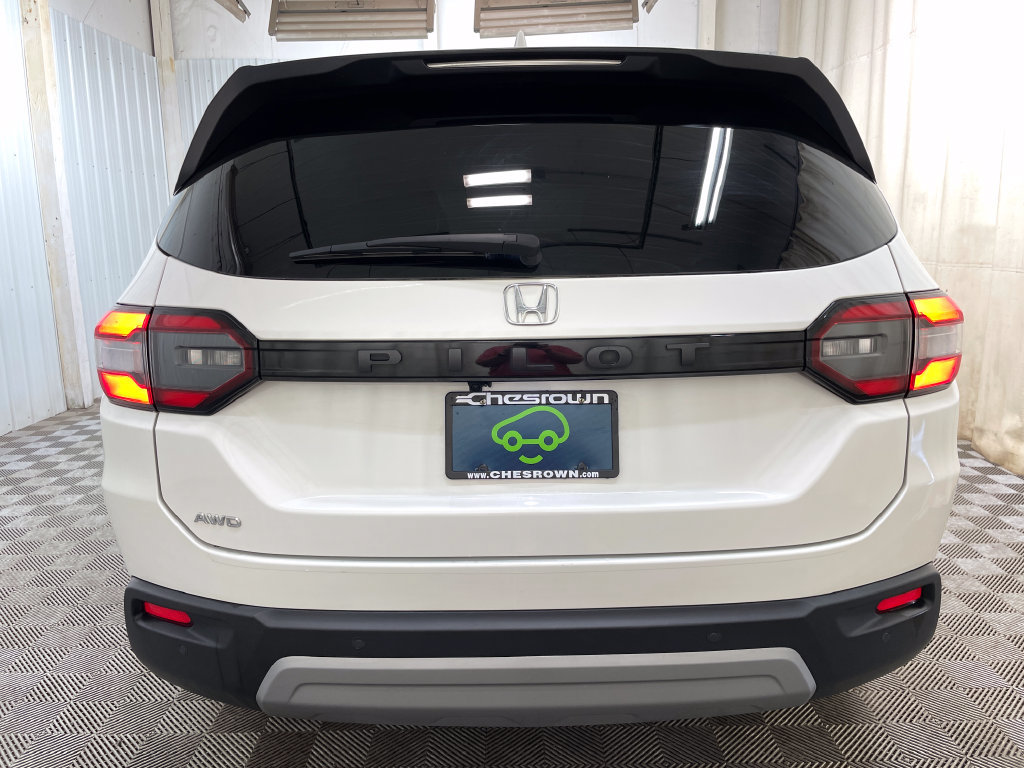 Used 2025 Honda Pilot EX-L image 17