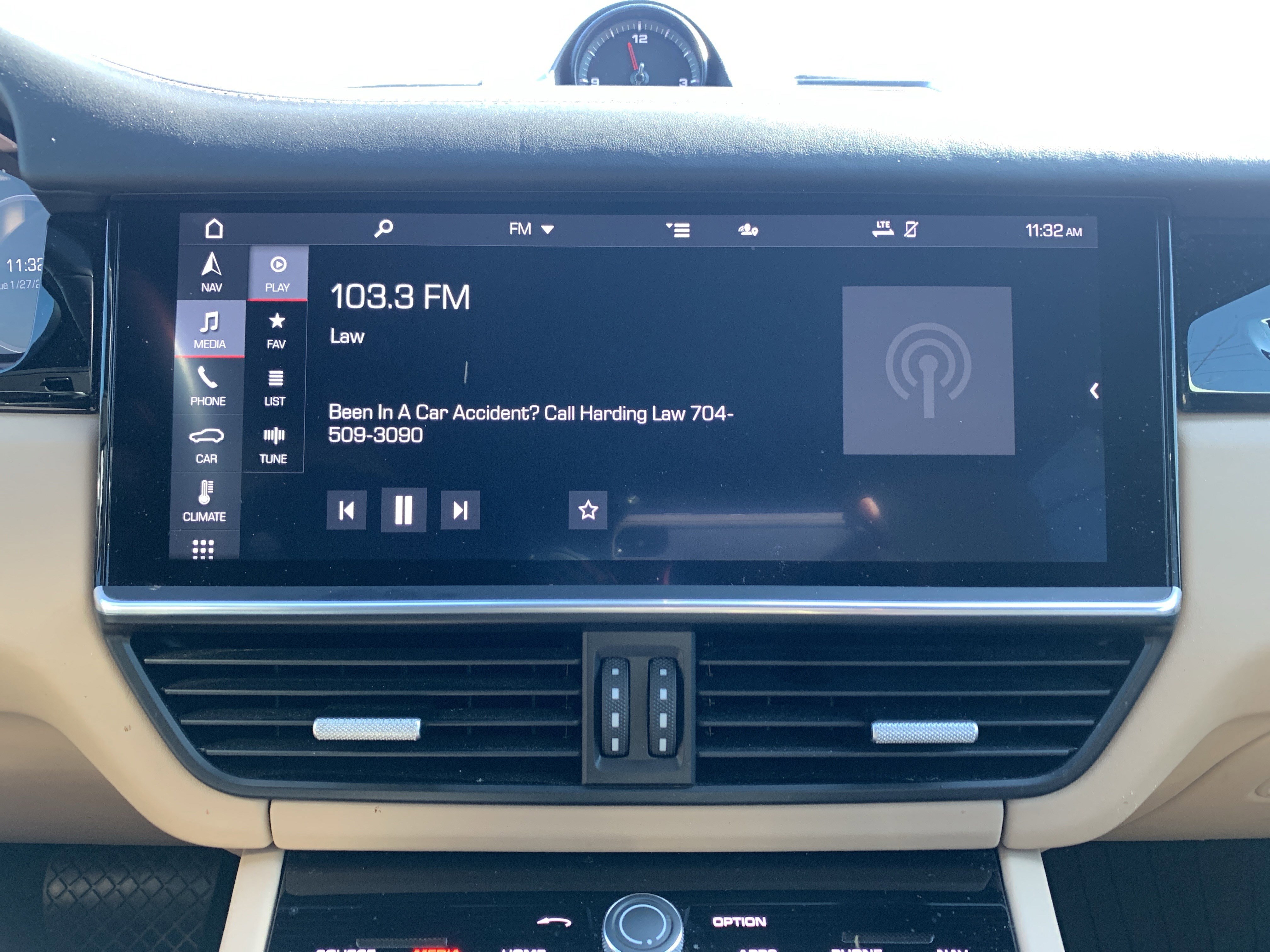 Used 2020 Porsche Cayenne image 23