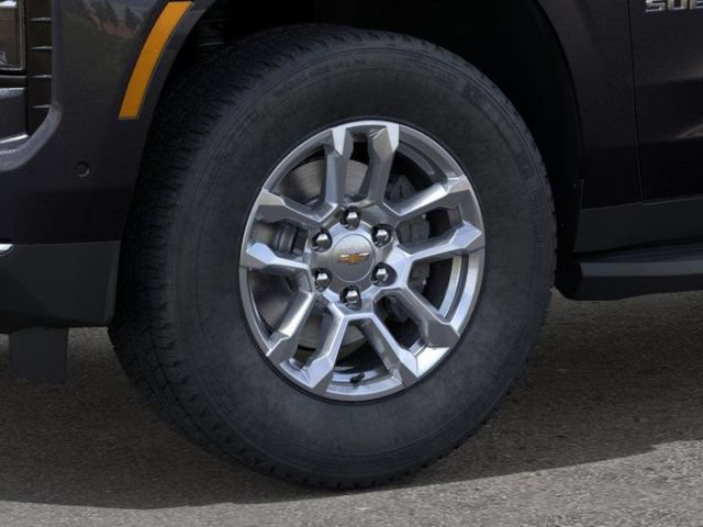 New 2026 Chevrolet Suburban LT w/ Comfort Package AWD/4WD image 9