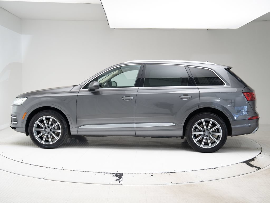 Used 2019 Audi Q7 3.0T Premium Plus w/ Premium Plus Package AWD/4WD image 2