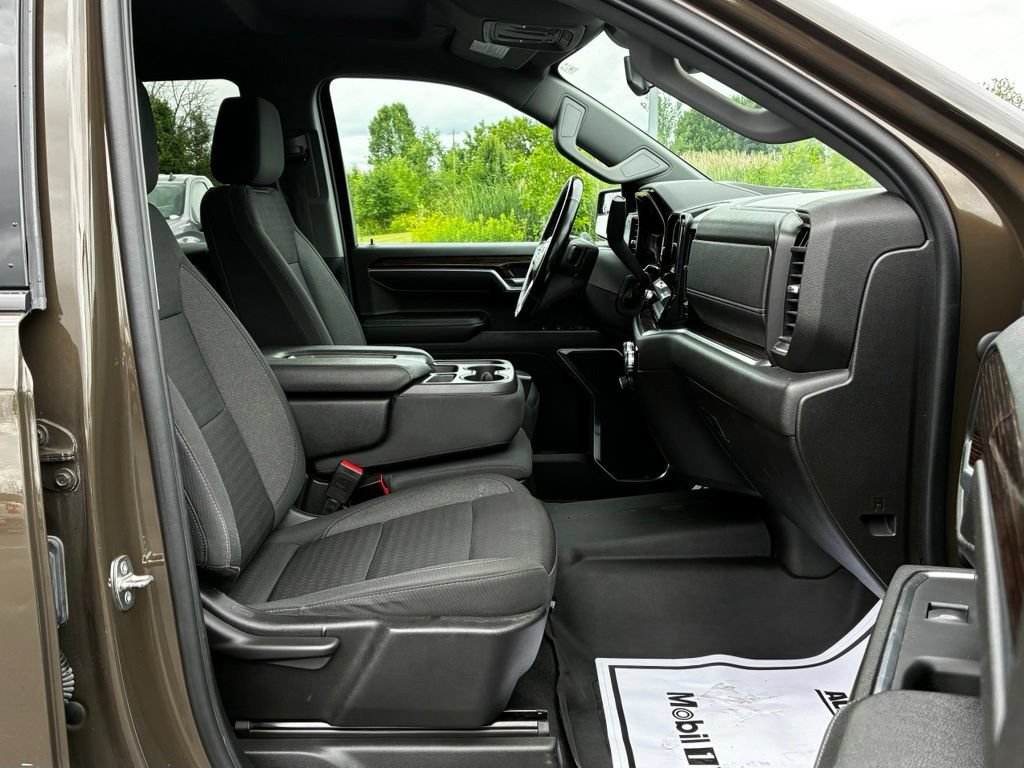 Used 2023 GMC Sierra 1500 Elevation AWD/4WD image 26