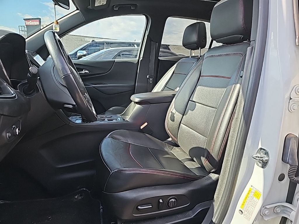Used 2022 Chevrolet Equinox RS w/ RS Leather Package AWD/4WD image 6