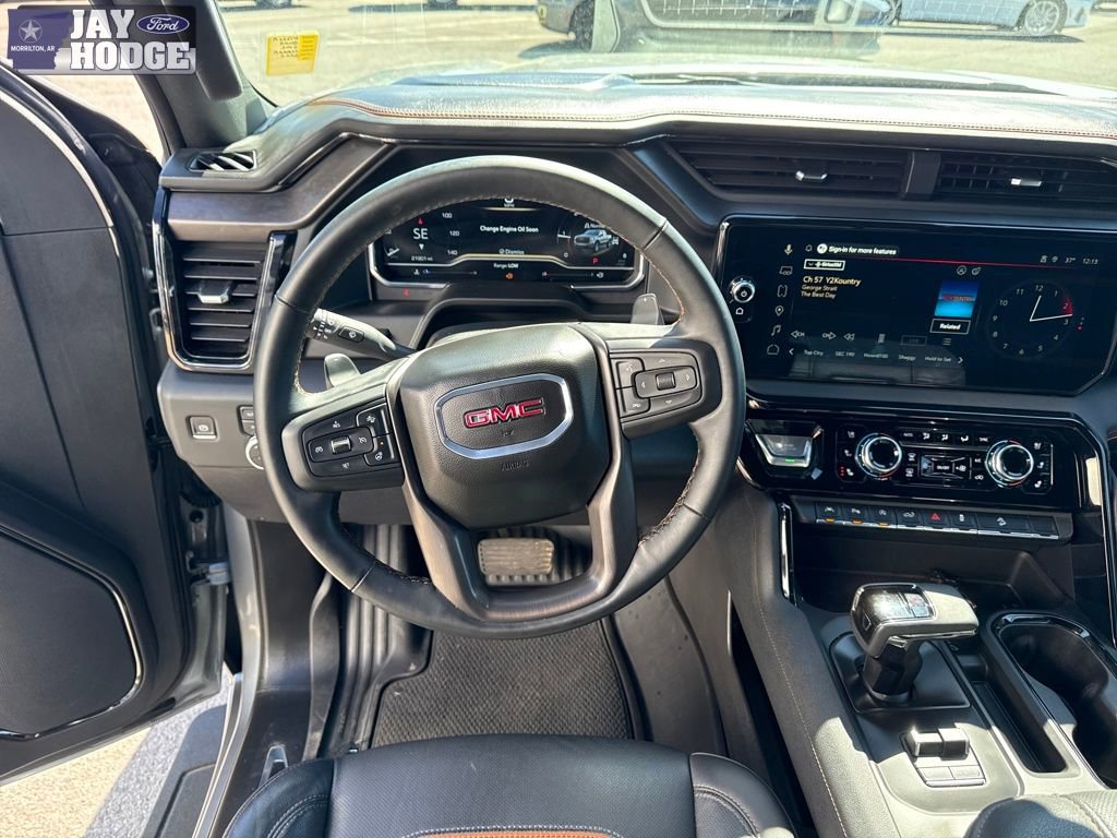 Used 2025 GMC Sierra 1500 AT4 w/ AT4 Premium Package AWD/4WD image 16