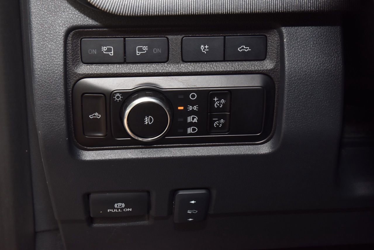 Used 2024 Ford F250 Platinum image 32