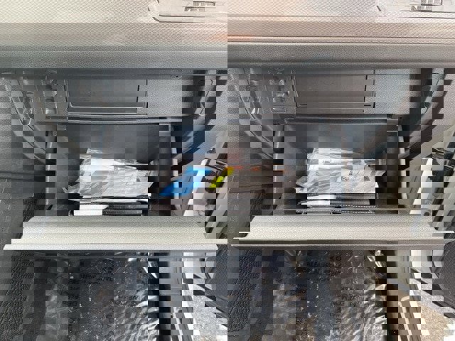 Used 2023 Volkswagen Tiguan SE R-Line image 44