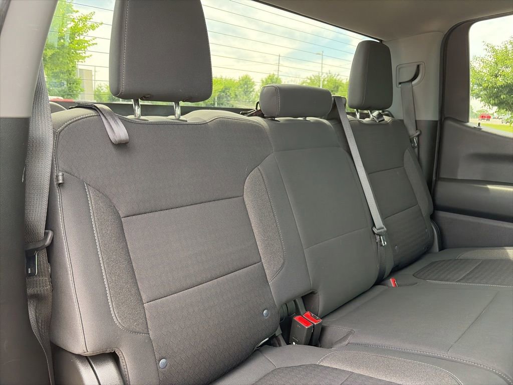 Used 2021 Chevrolet Silverado 1500 LT AWD/4WD image 38