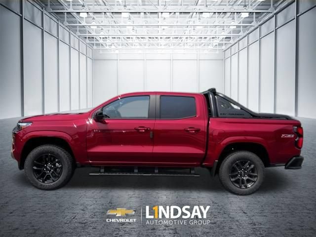 New 2026 Chevrolet Colorado Z71 w/ Midnight Edition AWD/4WD image 4