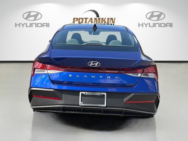 New 2026 Hyundai Elantra SE image 6