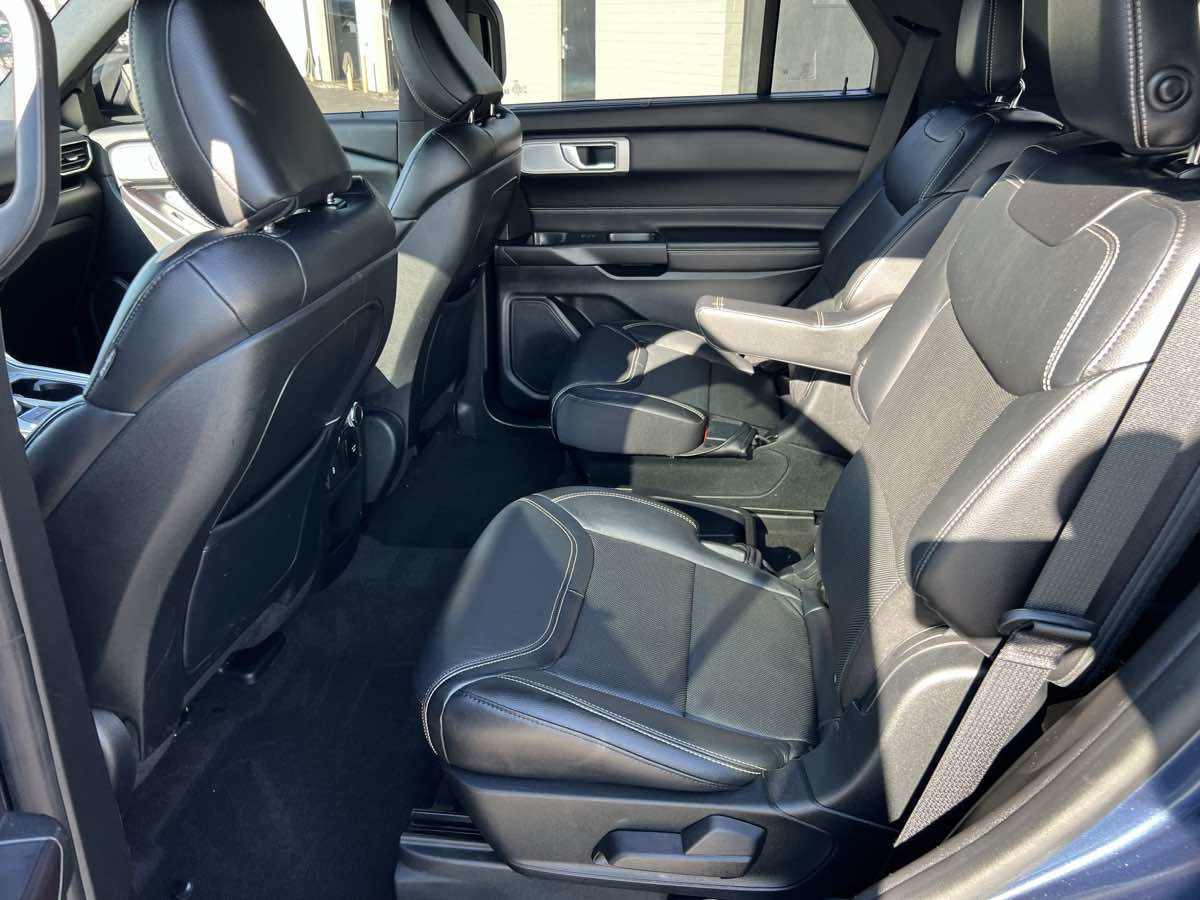 Used 2020 Ford Explorer ST w/ Premium Technology Package image 13
